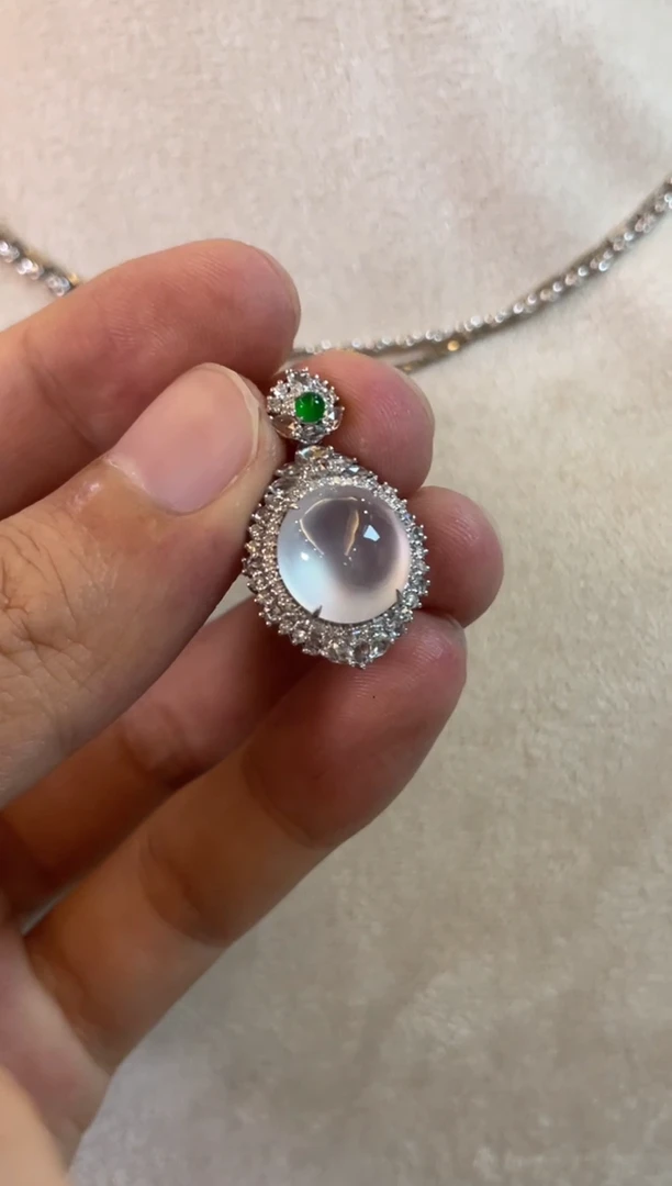 翡翠18K金镶嵌吊坠(不含链)暖***铺蛋面