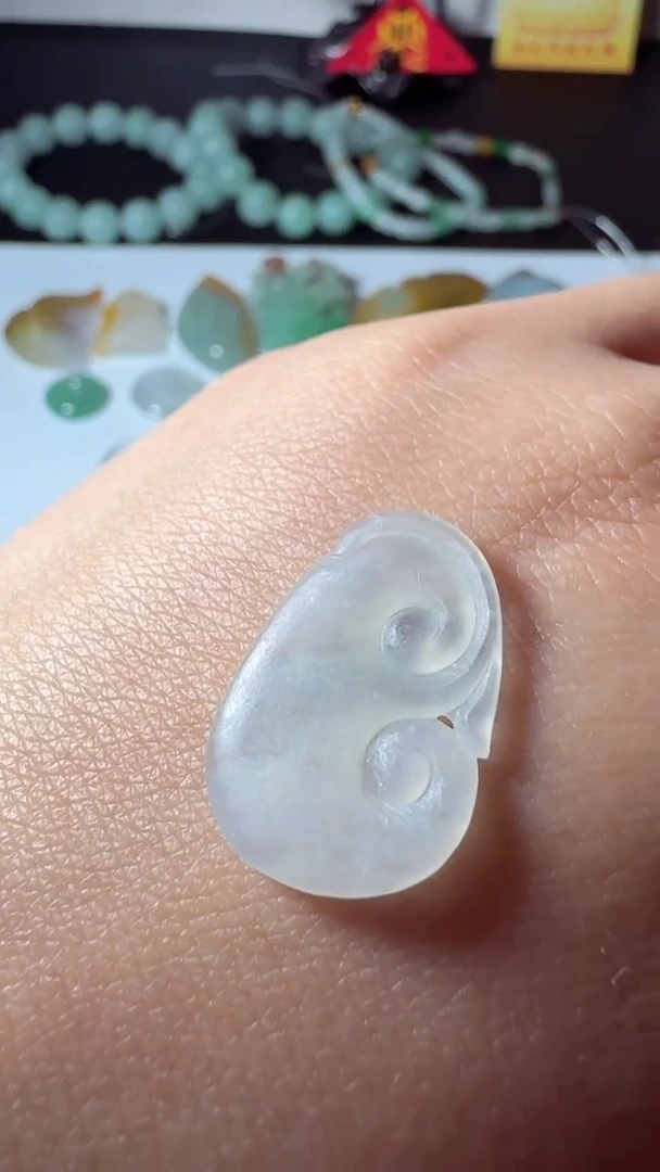 未镶嵌定制翡翠白冰如意