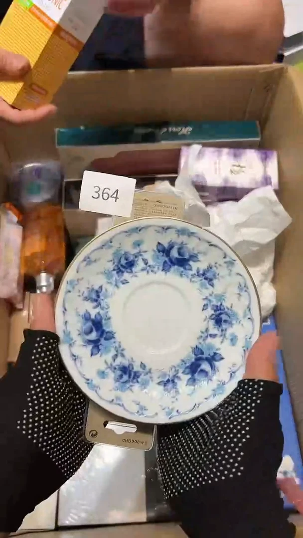 摆件兔**儿瓷器瓷片瓷片瓷片364