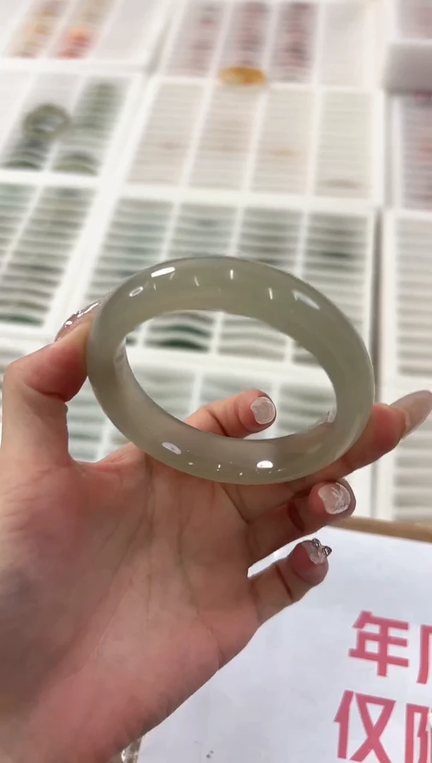 未镶嵌手镯石英质玉208-56D