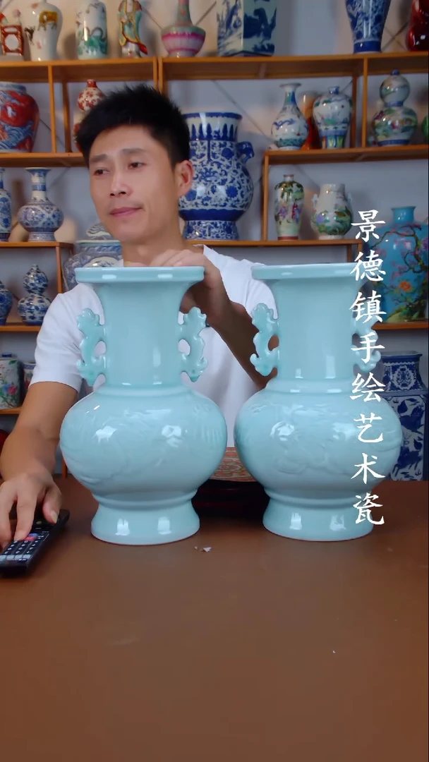 现代景德镇手工手绘陶瓷摆件38