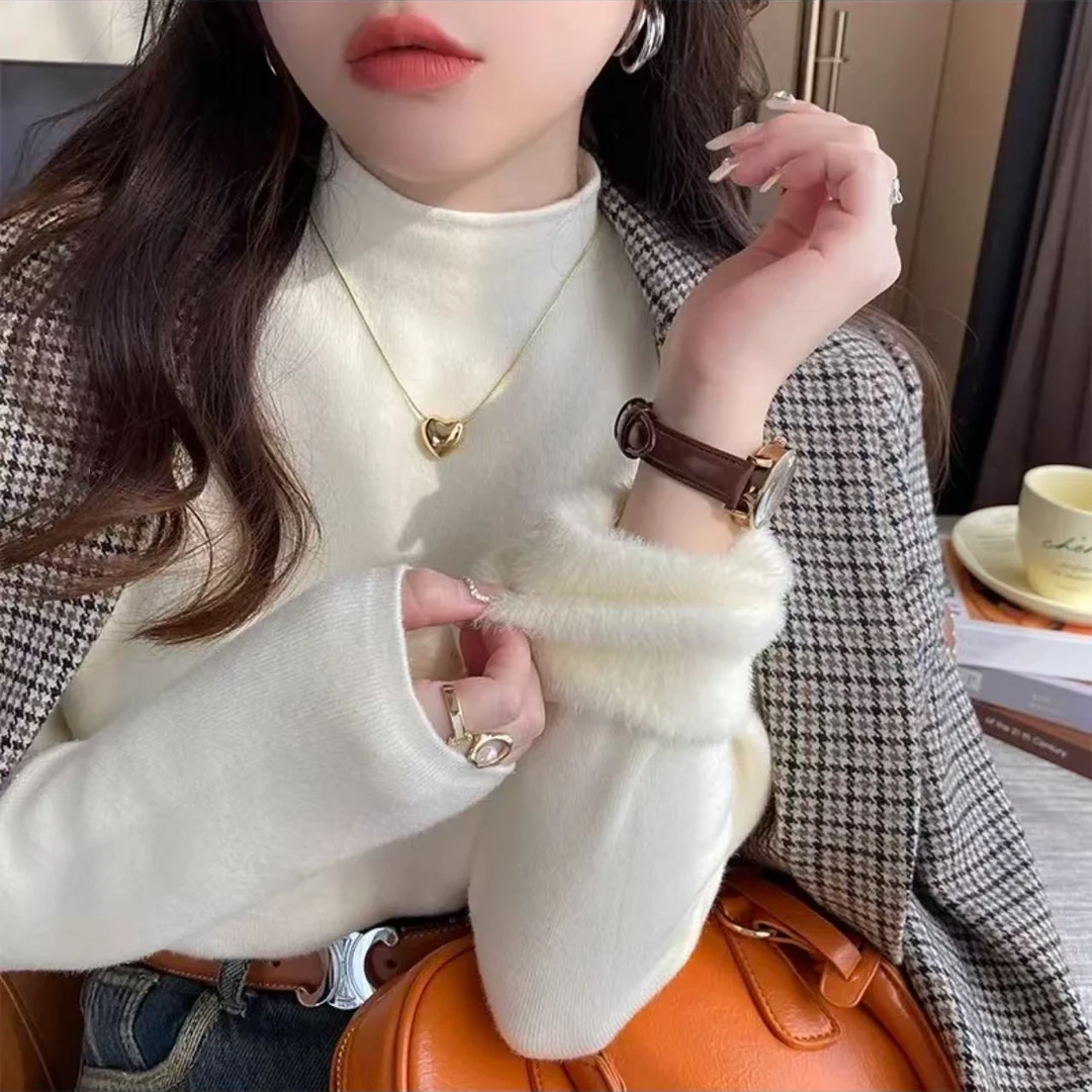 【现货】冬季新款半高领打底衫女内搭加绒针织衫修身时尚百搭上衣
