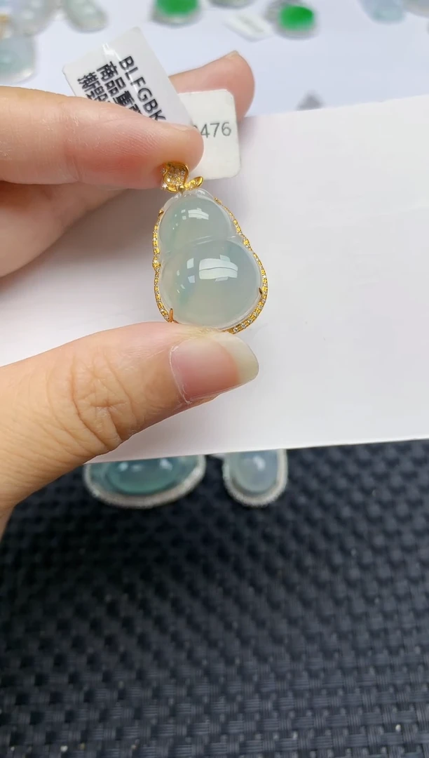 翡翠18K金镶嵌颈饰天然缅甸A货翡翠百元以上9元证书费自理