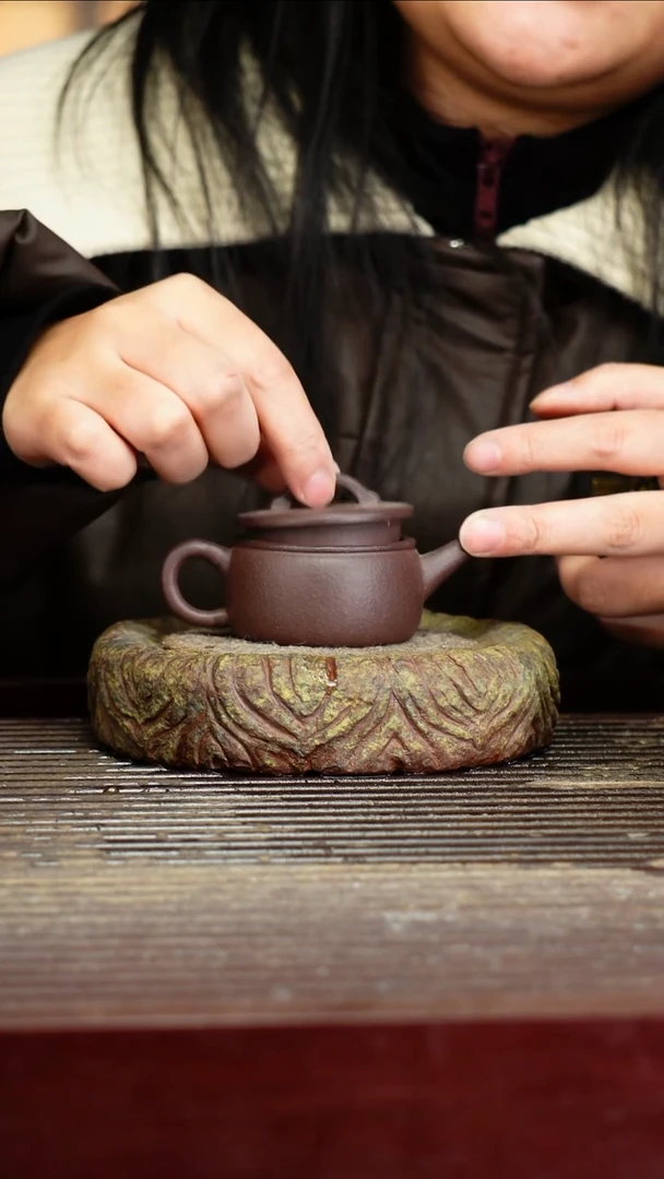 宜兴原矿紫砂壶茶壶宜兴原矿紫砂壶茶壶50C