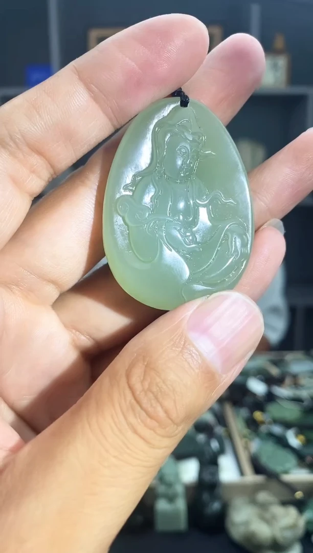 和田玉未镶嵌颈饰1