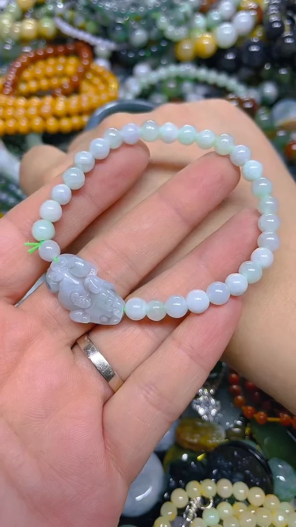 颈饰未镶嵌翡翠5mm/ T /翡翠A货，一件也是批发价