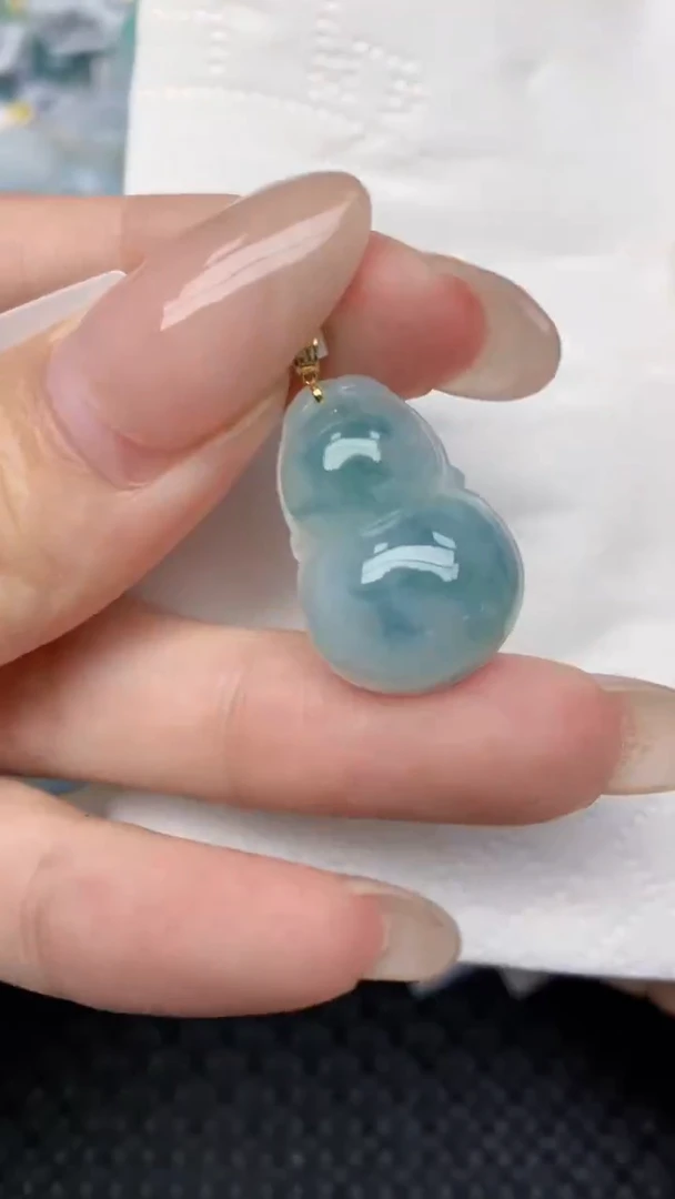 翡翠18K金镶嵌颈饰天然翡翠a货