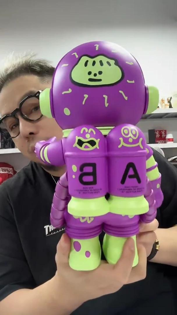 静态1molly紫色400%伯格曼