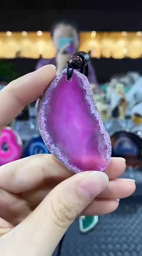 未镶嵌颈饰玛瑙/玉髓艳**景玛瑙