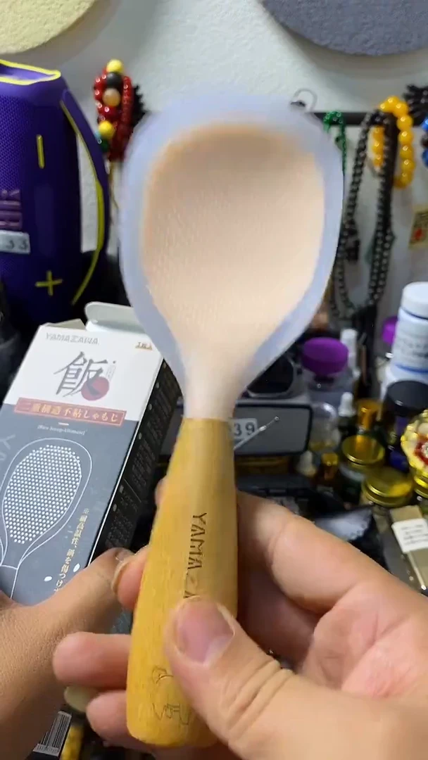 瓷片闪购商品 如图所示
