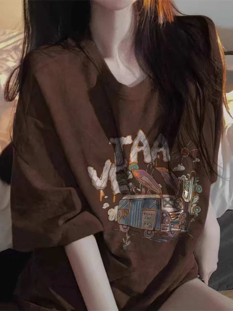 短袖卡通印花圆领棕色T恤女2025新款甜美设计感宽松显瘦减龄上衣
