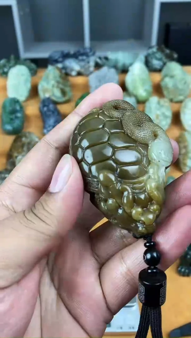 未镶嵌和田玉把件1