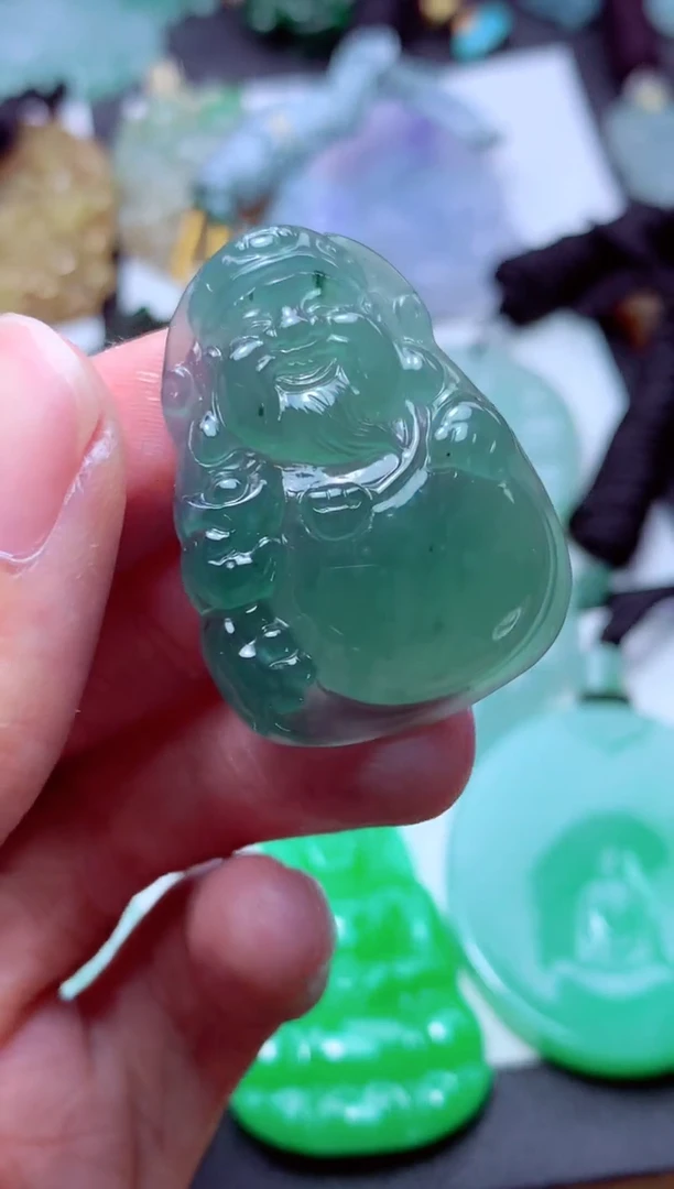 翡翠未镶嵌颈饰天然翡翠A货