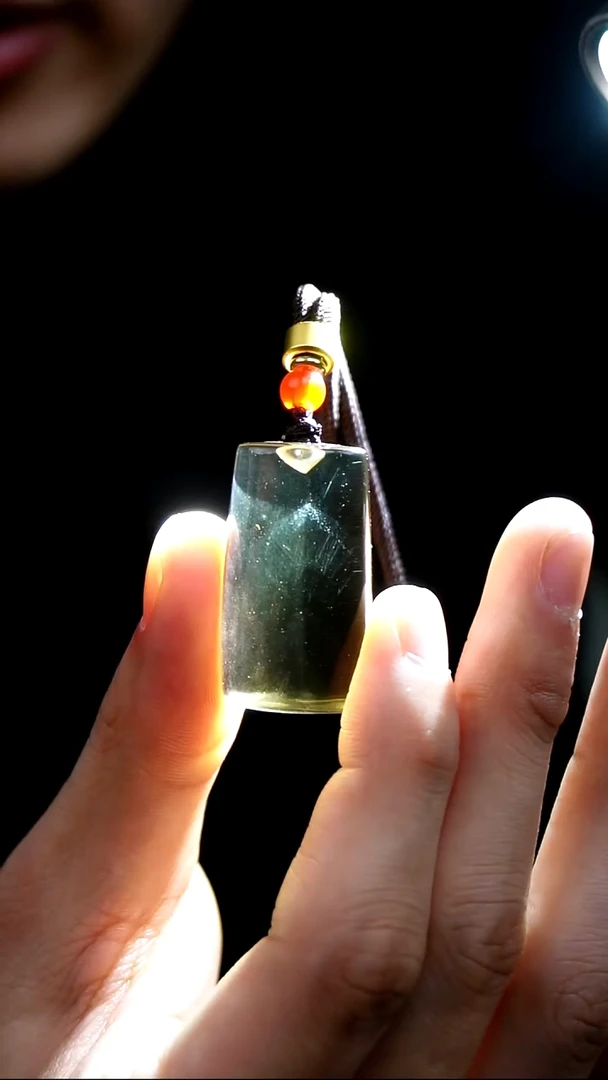 吊坠(赠链)未镶嵌水晶水晶