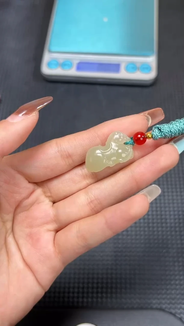 颈饰未镶嵌和田玉99