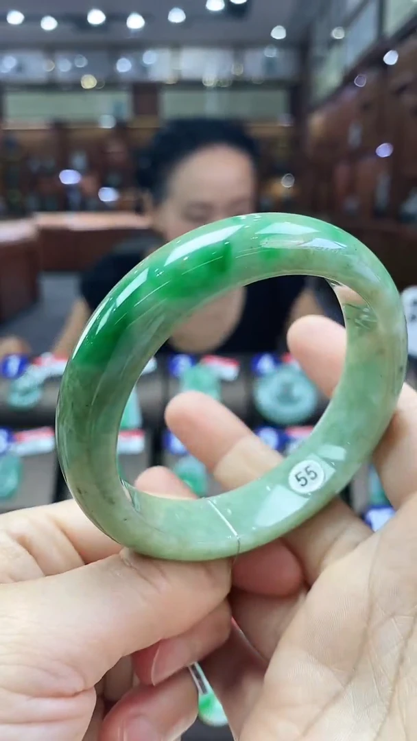 未镶嵌手镯翡翠55手镯