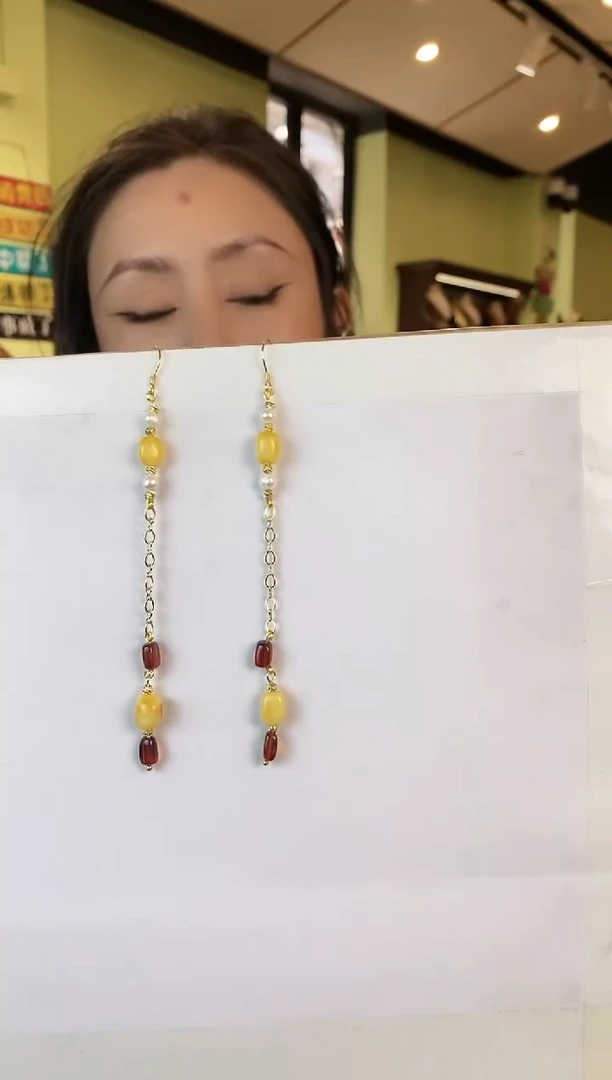 【闪购商品】琥珀耳饰未镶嵌多样性发一