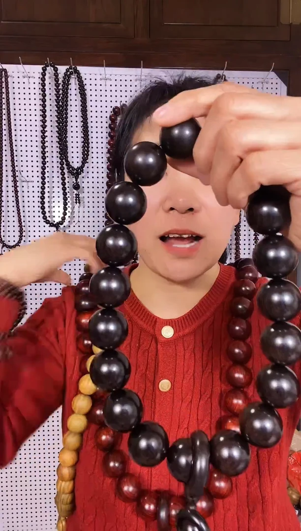 东非黑黄檀（紫光檀）3.0、19颗手持紫光檀