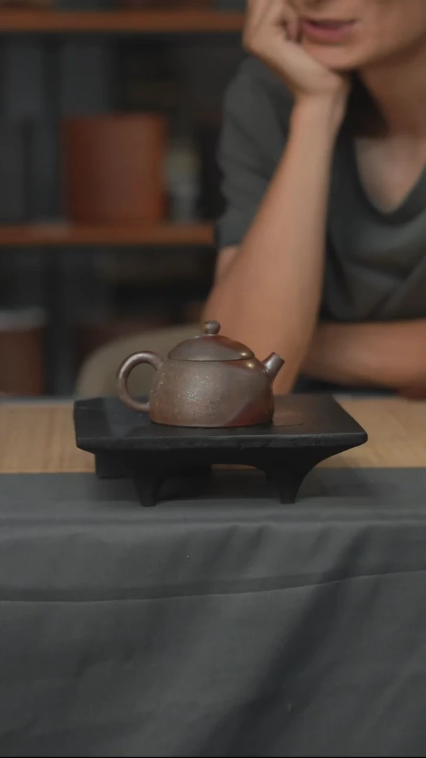 云水山涧建水紫陶微瑕柴烧壶 064