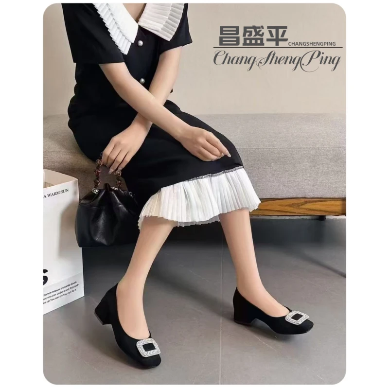 QY7192-1【方头水钻法式单鞋】新款中跟浅口舒适不累脚女鞋