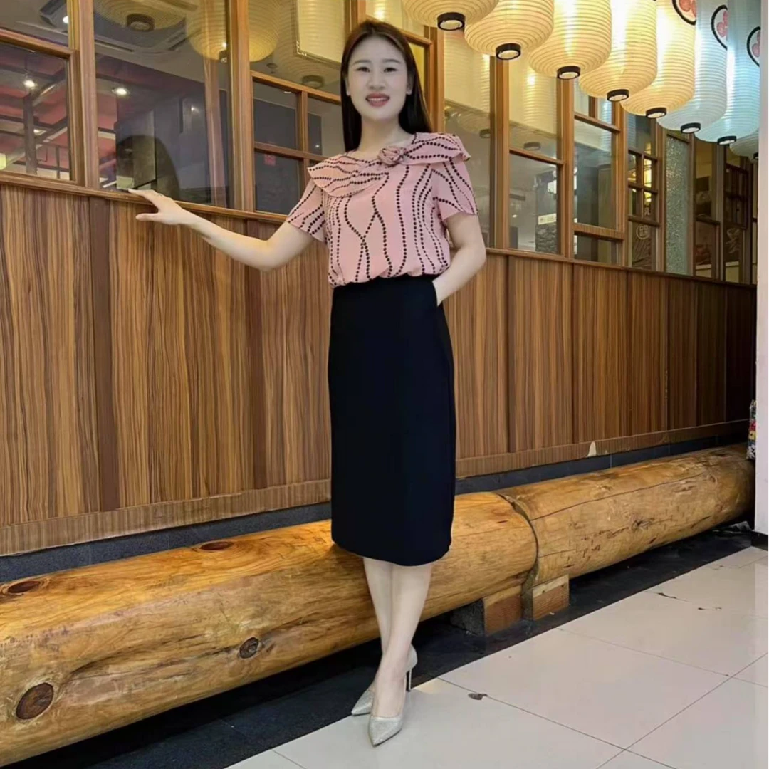 设计感连衣裙2025夏装新款女气质拼接假两件中长款妈妈短袖连衣裙