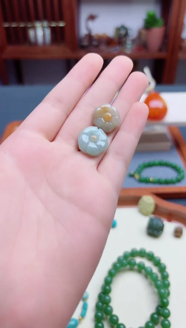 翡翠挂件未镶嵌翡翠配饰*1 ZD多样发一