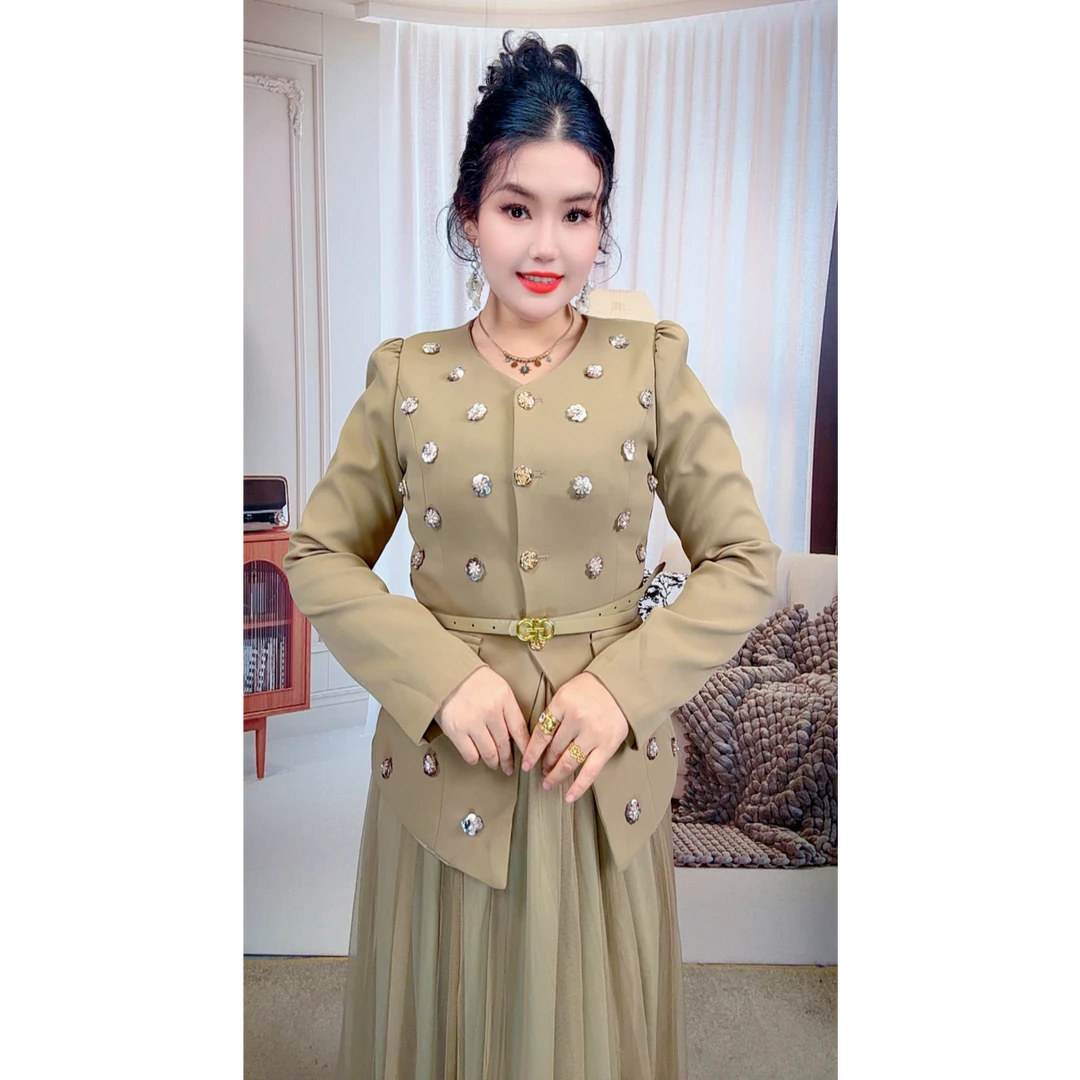 8835【娜子包邮】名媛千金重工轻奢时尚气质外套半身裙两件套套装