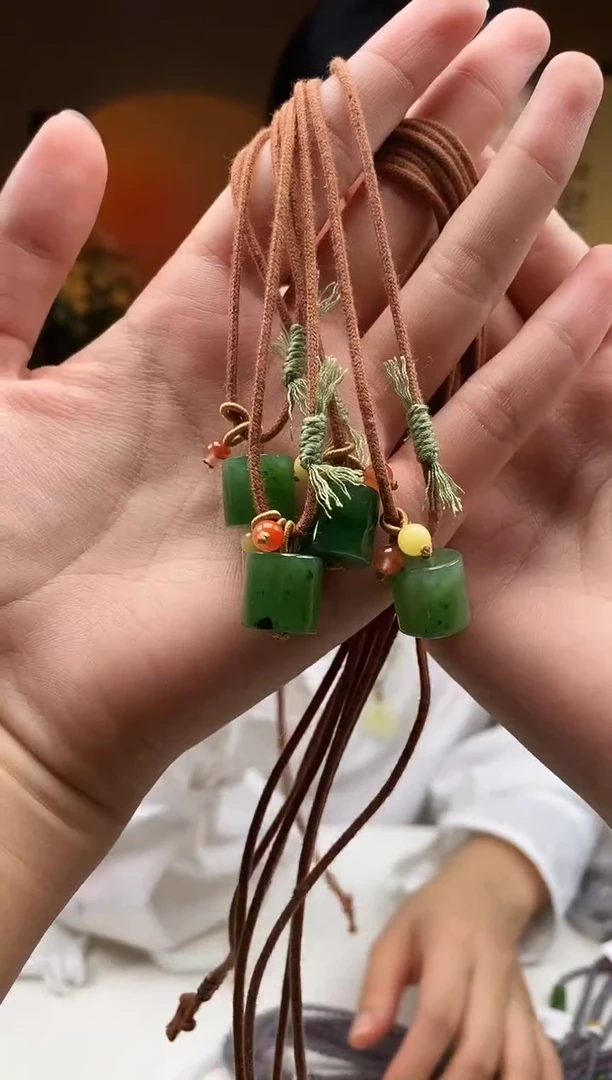 颈饰未镶嵌和田玉卡10+碧玉路路通多样性发一