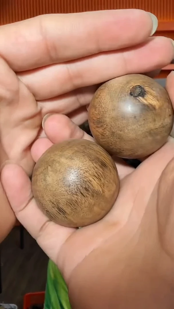 沉香手把件223号保健球一对4.5多样性发一