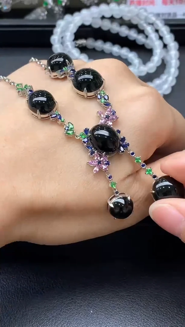 颈饰18K金镶嵌翡翠742-中国好珍宝