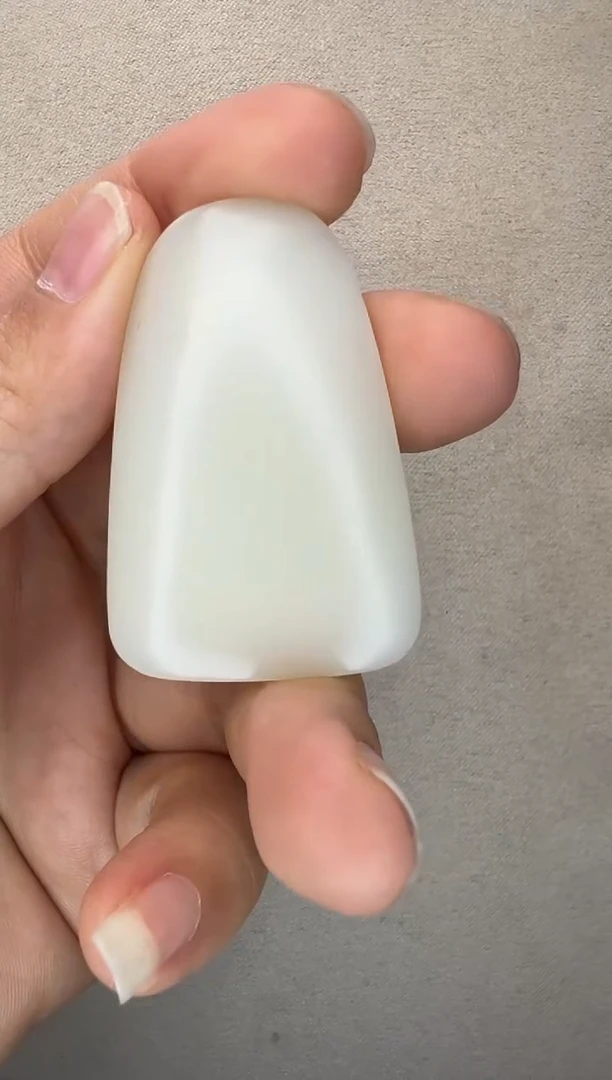 和田玉未镶嵌颈饰D