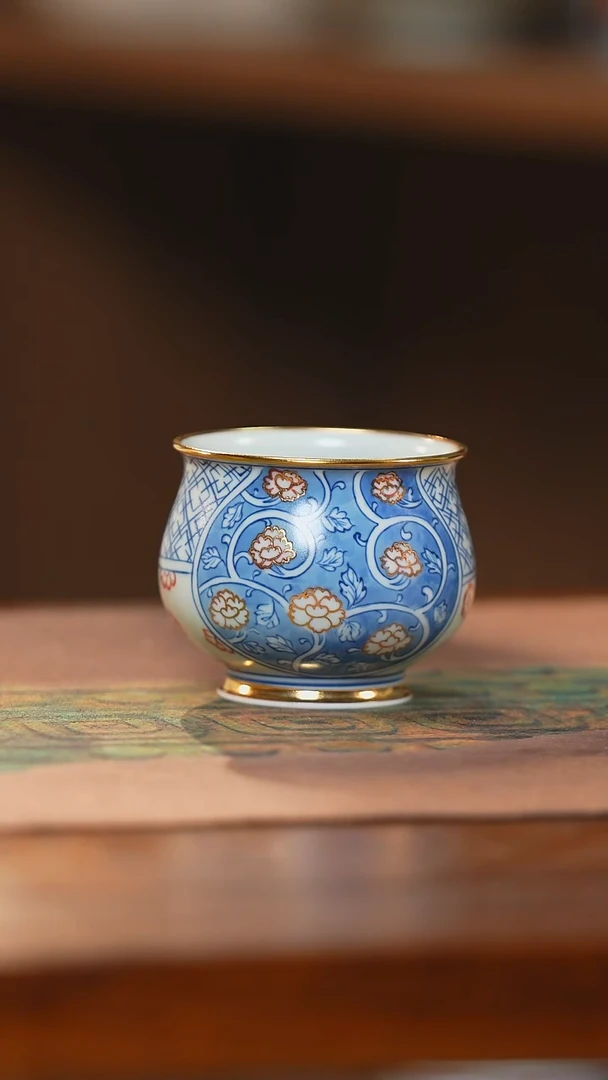 雨溪山房描金开窗梅花主人杯100CC