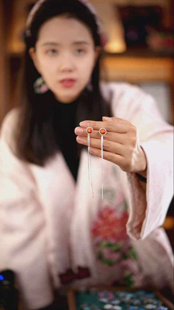 刺绣私人定制苗族手工Q796