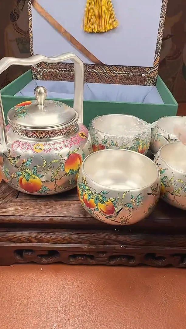 周鸿杰大师999鎏银一壶四杯