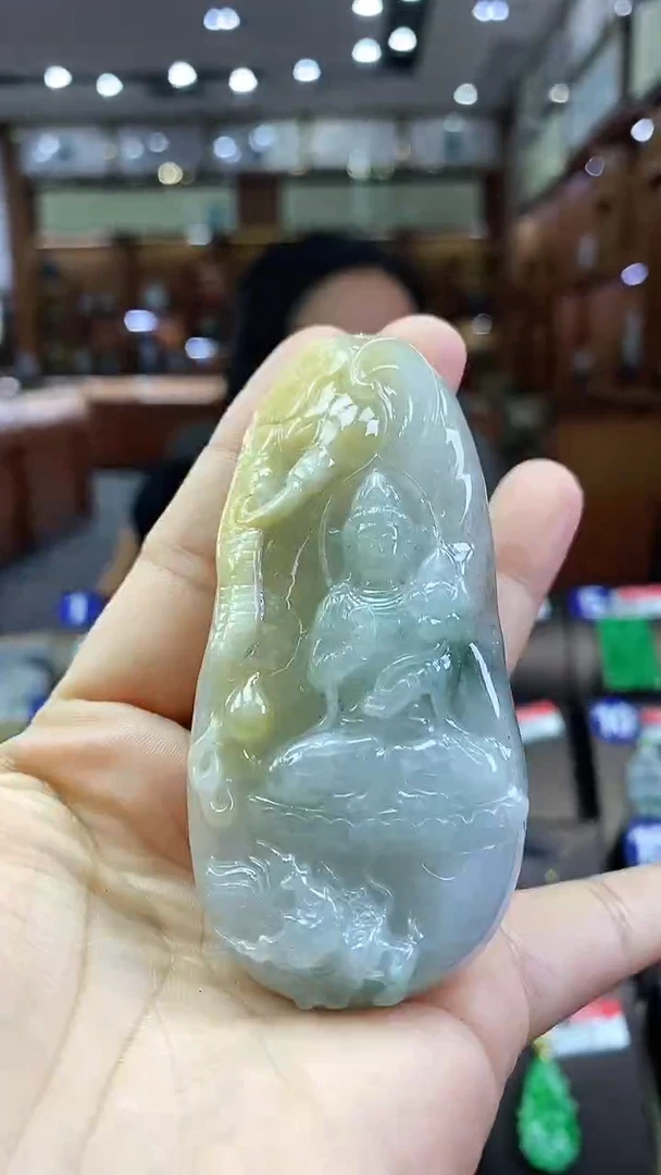 翡翠未镶嵌颈饰普贤