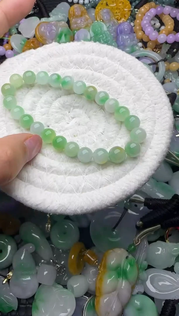 颈饰未镶嵌翡翠缅甸翡翠吊坠