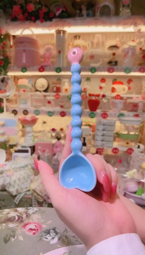 开播福利，仅剩一件！爱心陶瓷勺