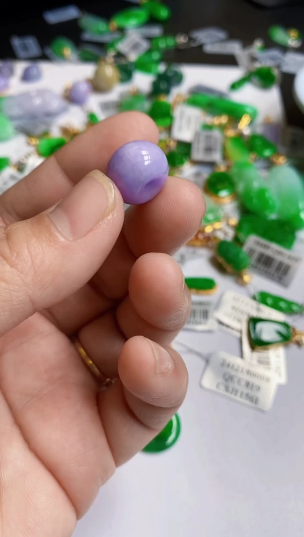 【闪购商品】翡翠颈饰未镶嵌吊坠