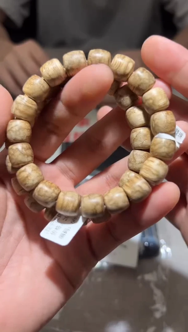 沉香手串达拉干鼓珠11mm 多样性发其一