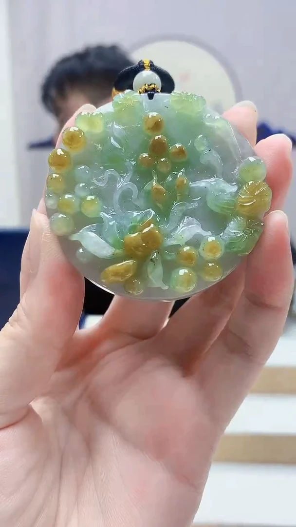 未镶嵌定制翡翠5060zm-毛货挂件28