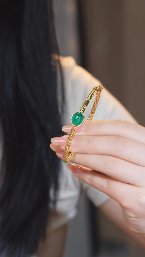 手镯18K金镶嵌祖母绿圈口50-62@@U7021