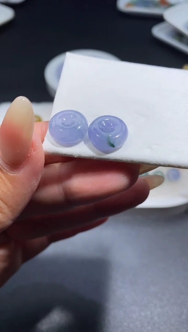 定制翡翠未镶嵌温****贝翡翠毛货-2280