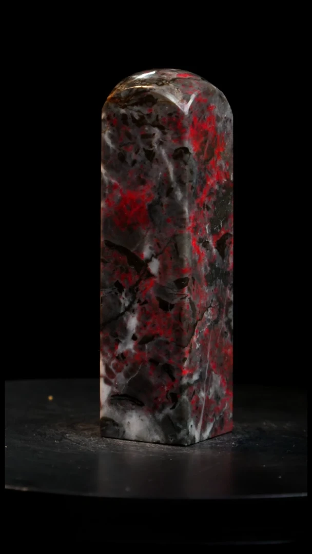 鸡血石刘关张印章旬阳