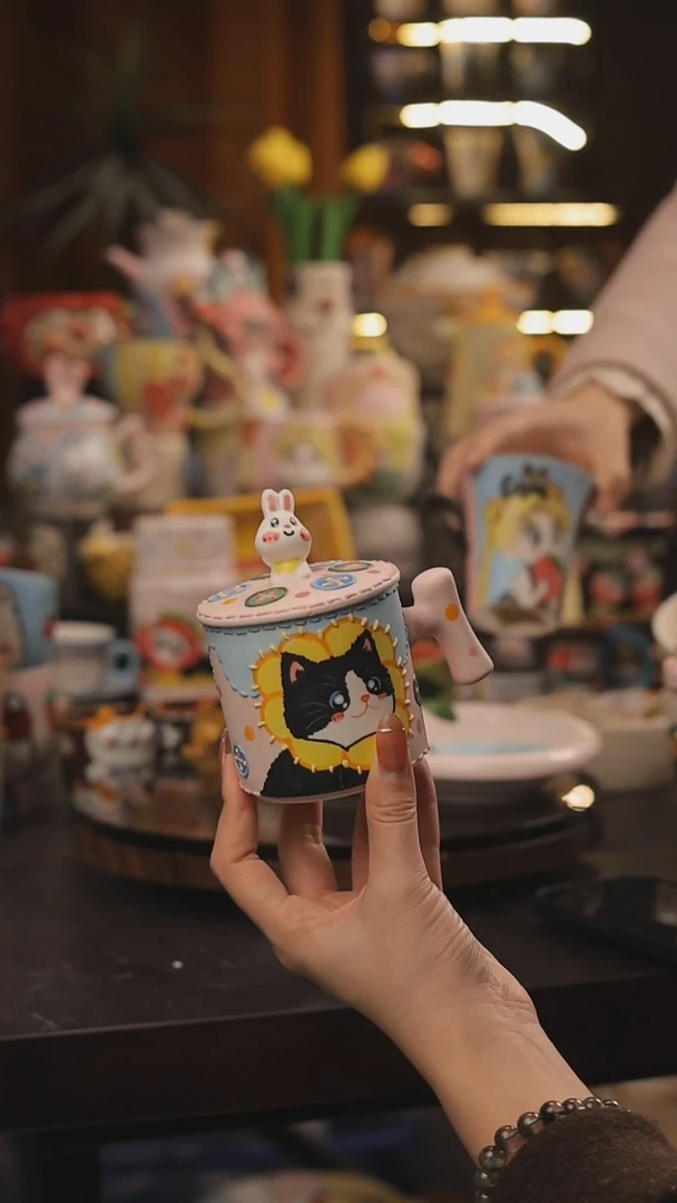 景德镇釉下彩绘设计师款式陶瓷