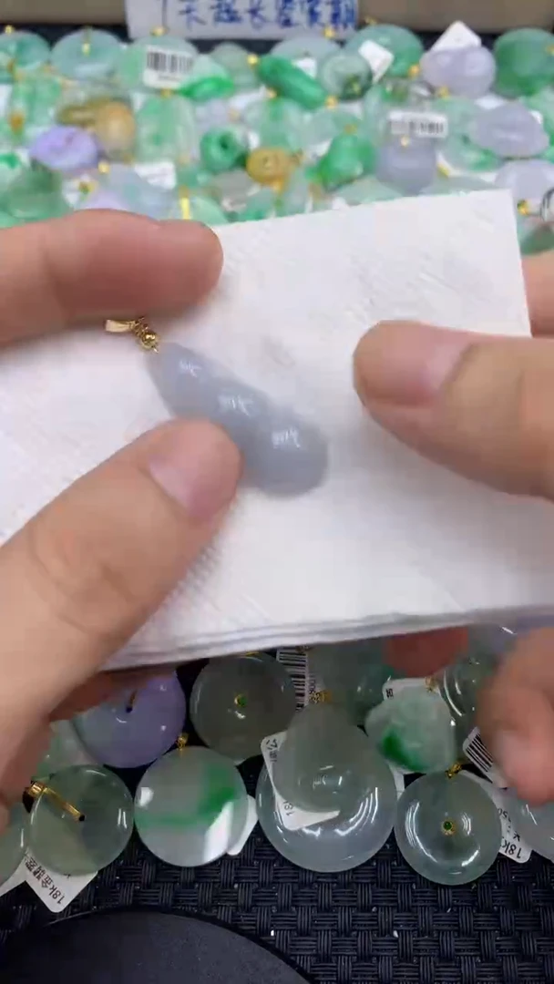 颈饰未镶嵌翡翠天然缅甸A货翡翠