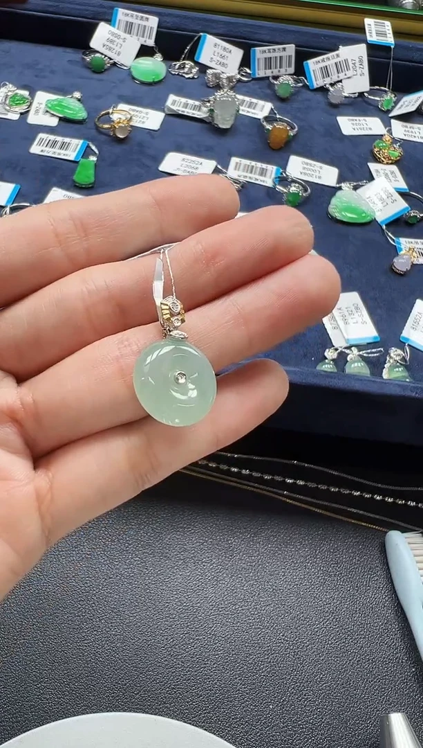 颈饰18K金镶嵌翡翠YC0914-2