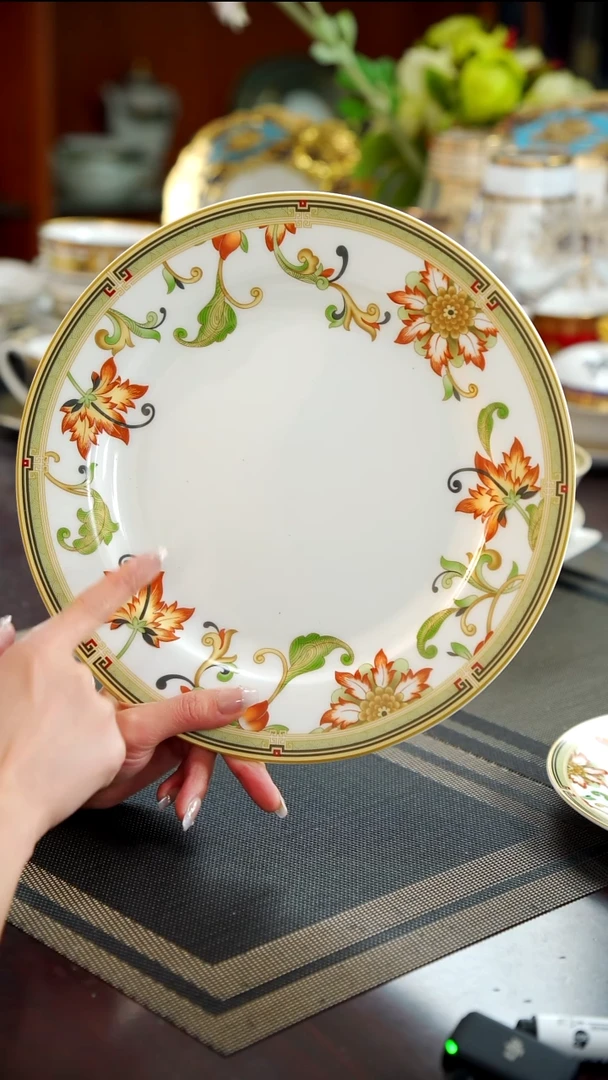 瓷片10.5英寸平盘  1个