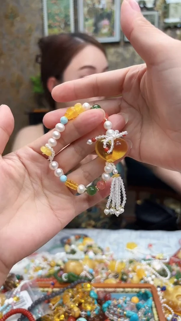 手串琥珀未镶嵌【 多样性发一 】