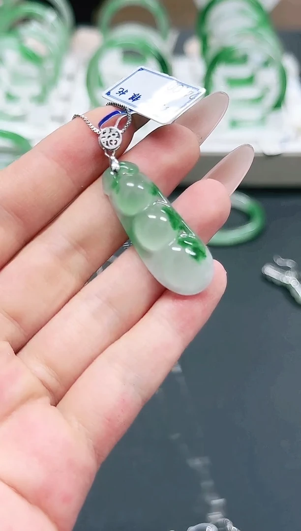 未镶嵌1石英质玉（非洲翠）/5661