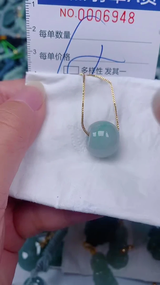 翡翠未镶嵌颈饰00006948